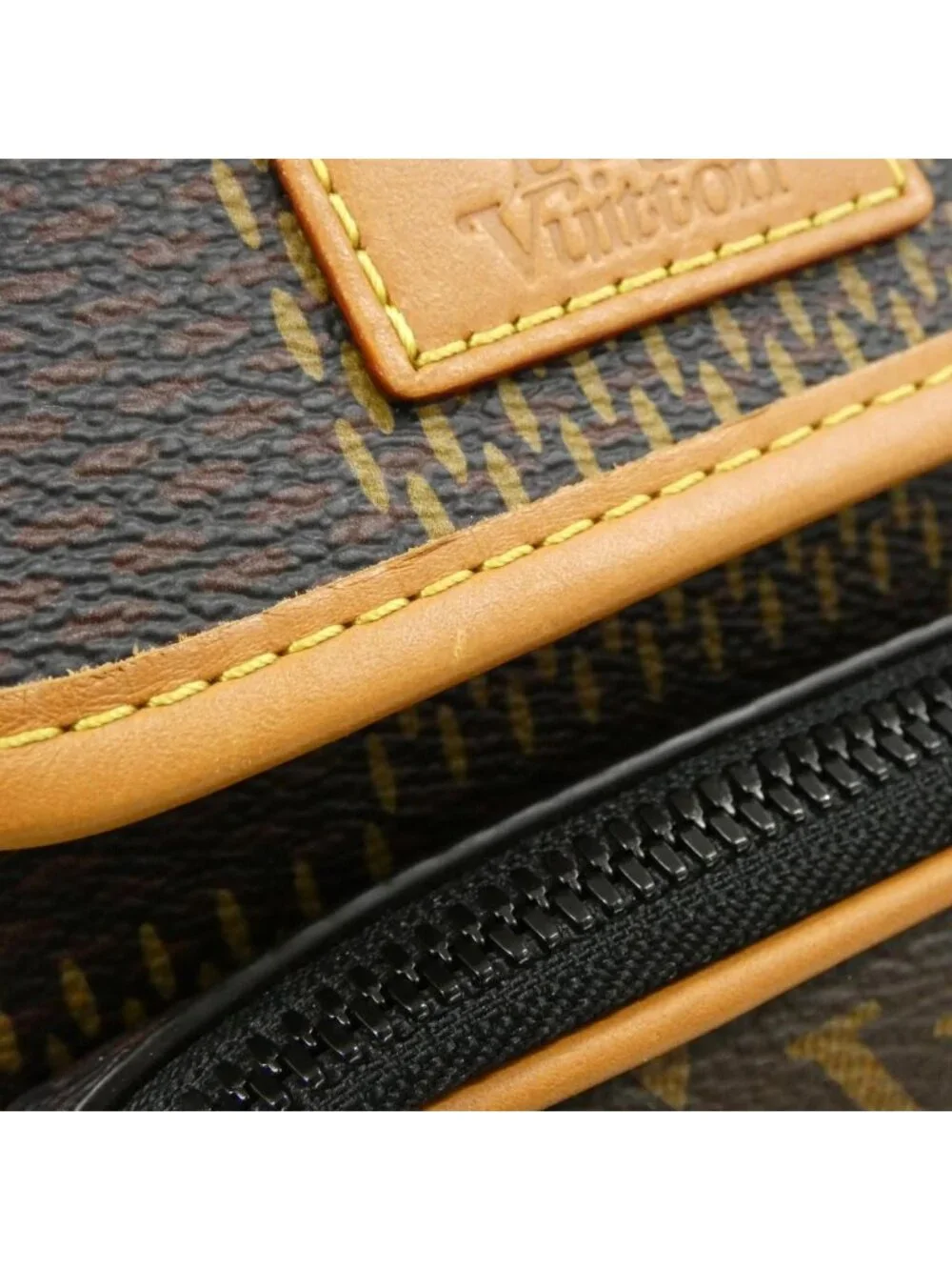Louis Vuitton Damier Giant Amazon Messenger Shoulder